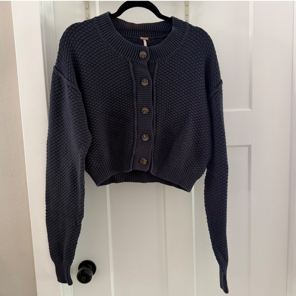 Free People Lila Cardi Navy Blue Cropped Chunky Knit Cardigan Sweater S Boho